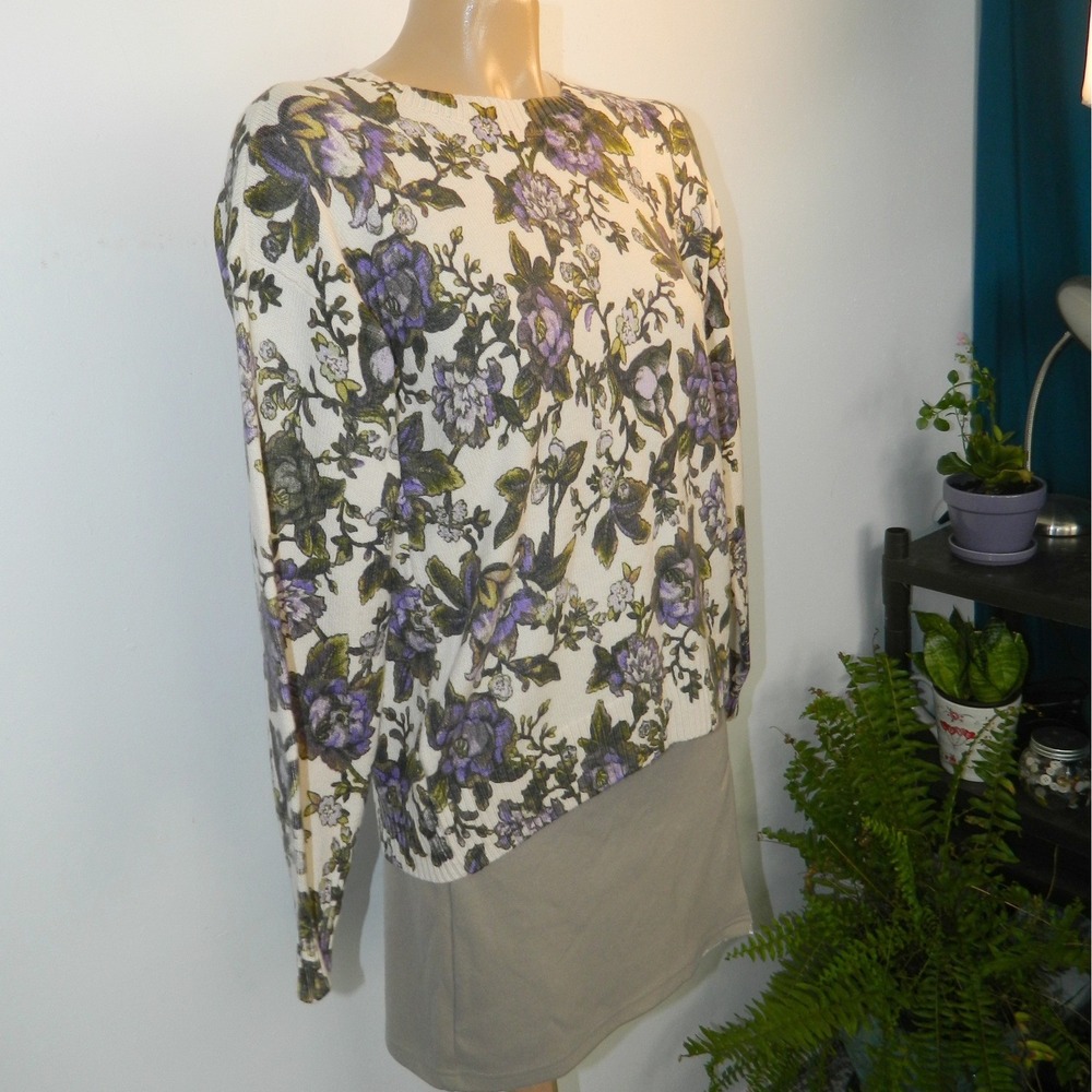 LOFT Floral Sweater Womens XS Cream Purple Green Soft Crew Neck Pullover NWT